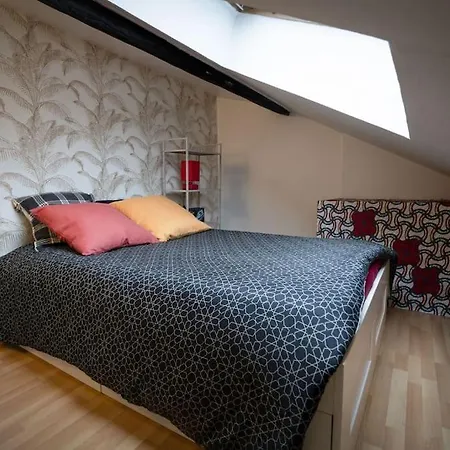 Апартаменты Cosy And Calm In The Center Of